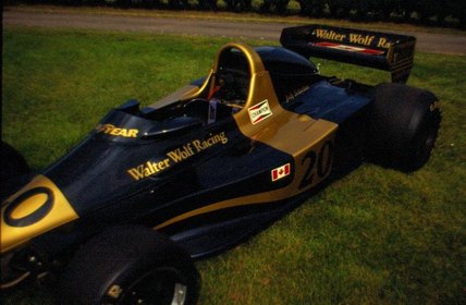 WOLF F1