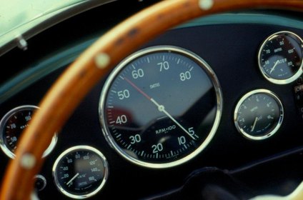 ASTON-MARTIN