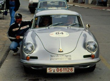 PORSCHE