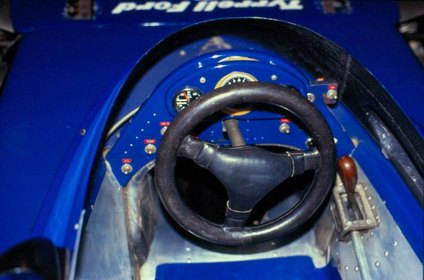TYRRELL F1