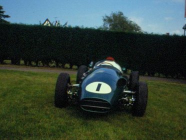 ASTON-MARTIN