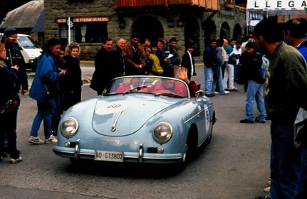 PORSCHE