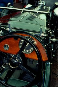 ASTON-MARTIN